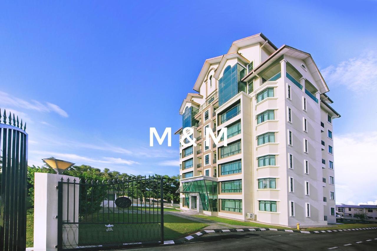 Aa Residen Luxury Condo Homestay 18Mins Walk Tanjung Aru Beach & Golf Course, Not Beach Side Resort Kota Kinabalu Exteriör bild