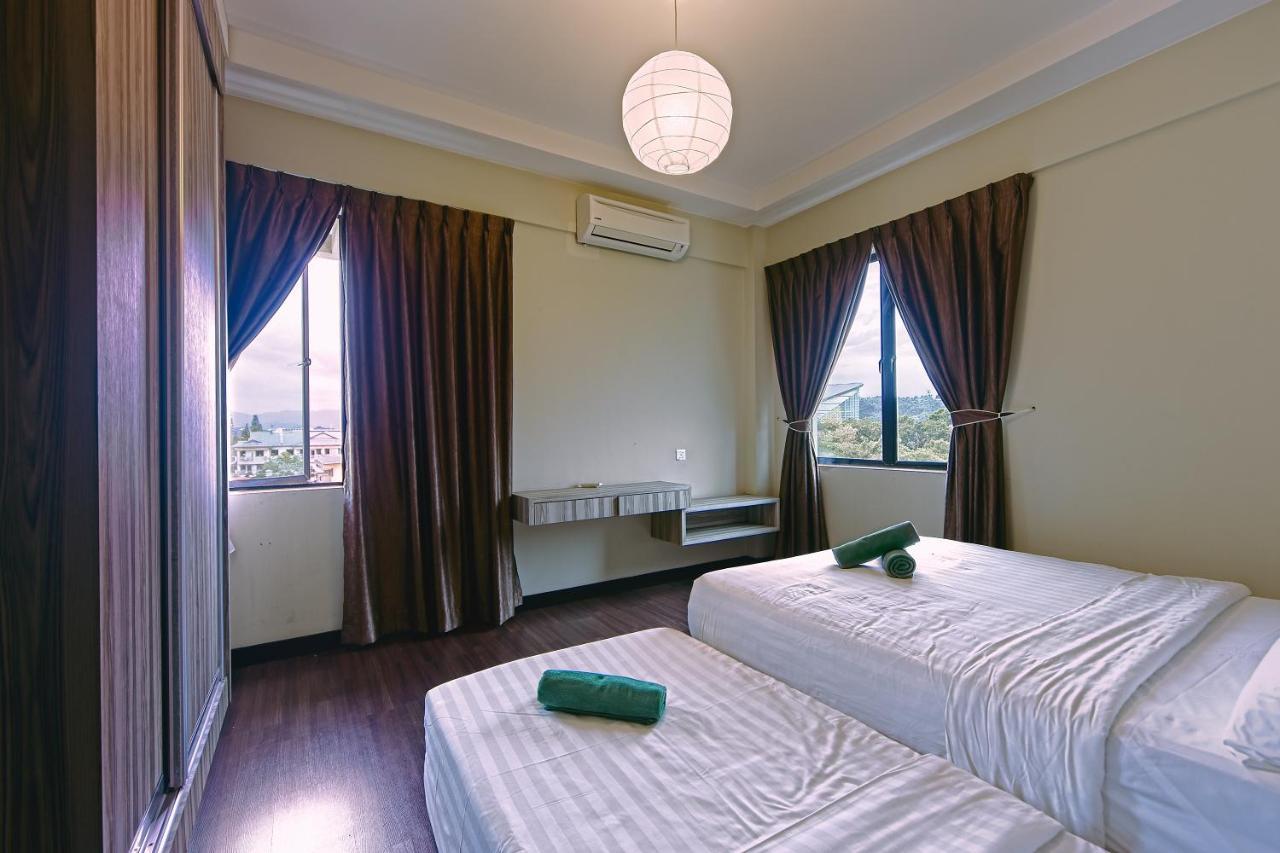 Aa Residen Luxury Condo Homestay 18Mins Walk Tanjung Aru Beach & Golf Course, Not Beach Side Resort Kota Kinabalu Exteriör bild