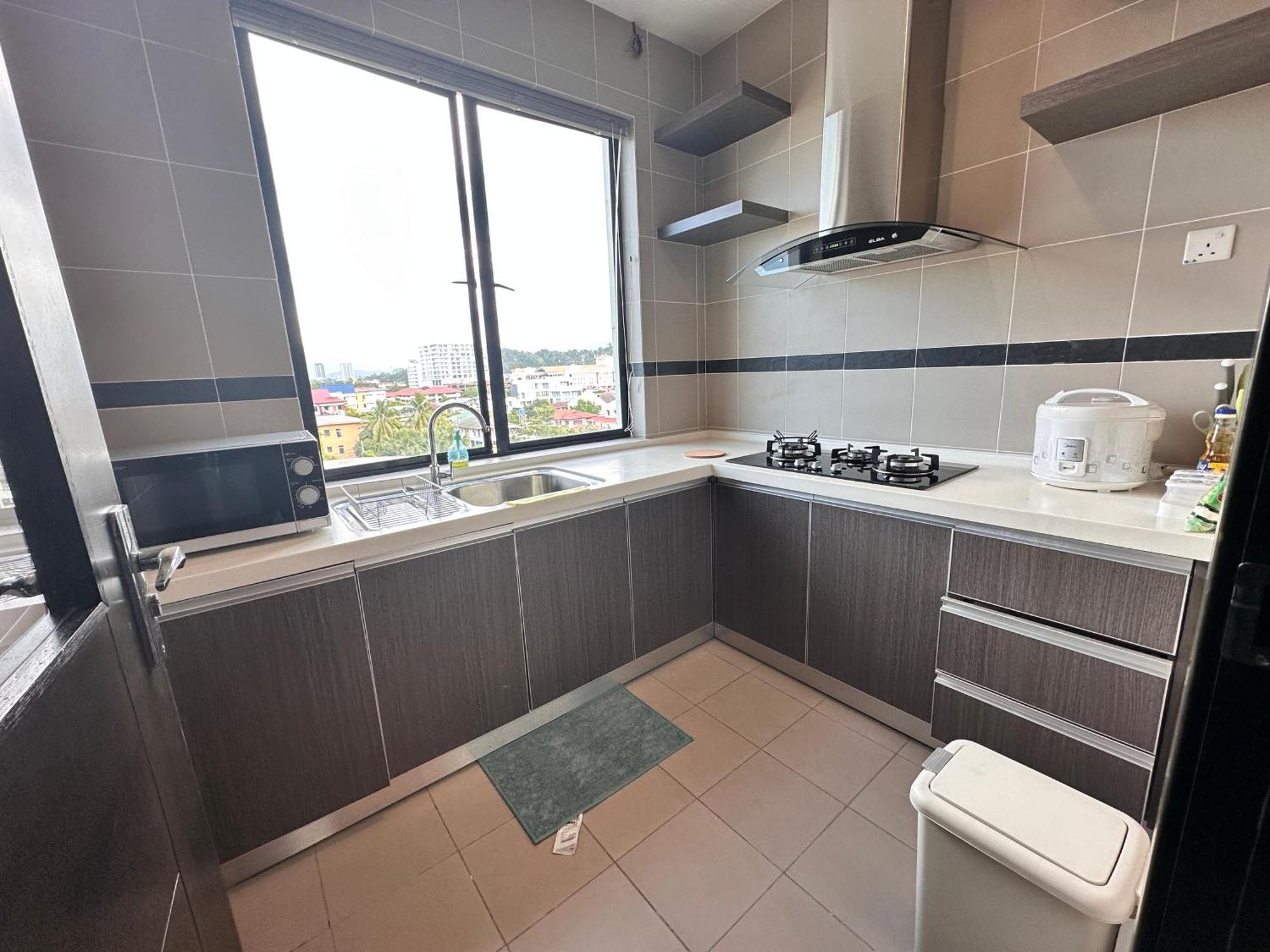 Aa Residen Luxury Condo Homestay 18Mins Walk Tanjung Aru Beach & Golf Course, Not Beach Side Resort Kota Kinabalu Exteriör bild